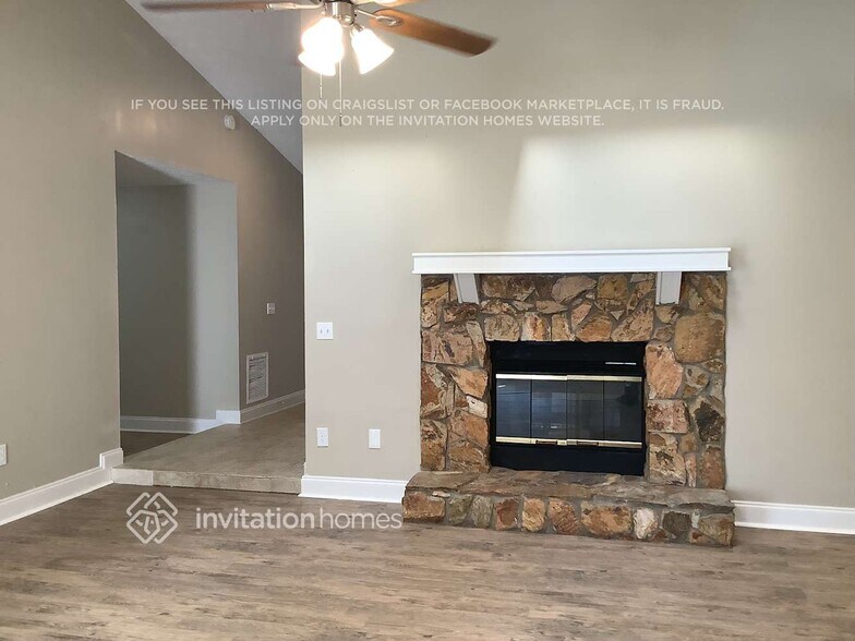 Building Photo - 4305 Elton Pl