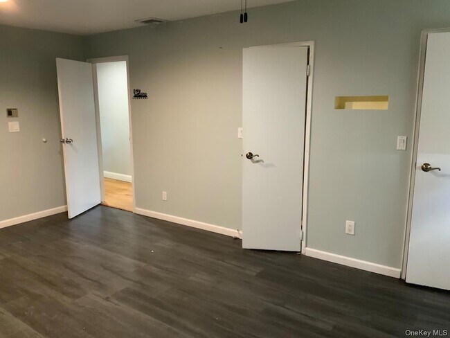 Building Photo - 3423 Milburn Ave