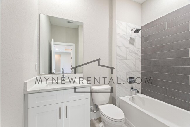 Building Photo - 3093 Spice Ln
