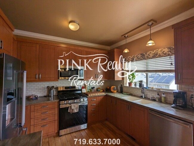 Building Photo - 7845 Silver Maple Ln