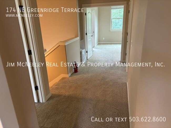 Building Photo - 174 NE Greenridge Terrace