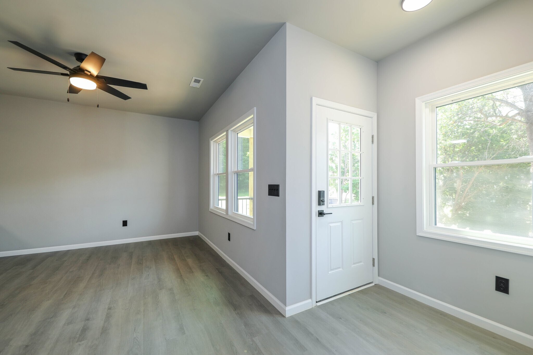 Building Photo - 1006 Pocahontas Ave