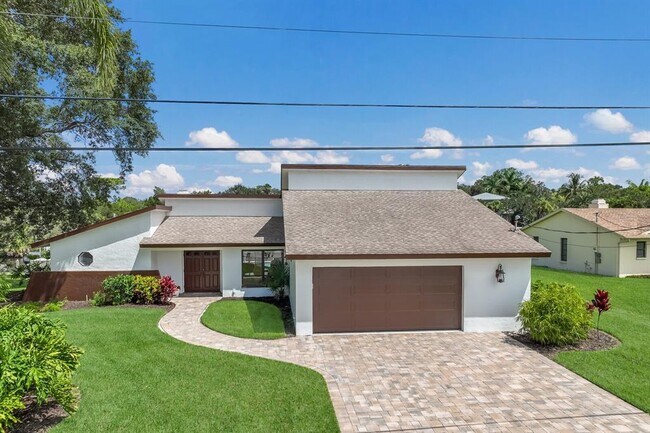 Building Photo - 5424 America Dr