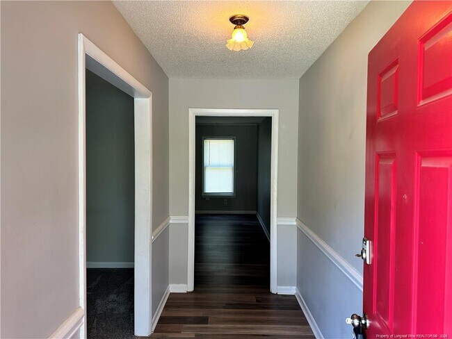 Building Photo - 2052 Windlock Dr