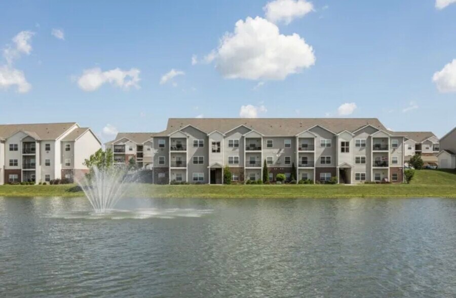 Building Photo - 2402 Fields South Dr
