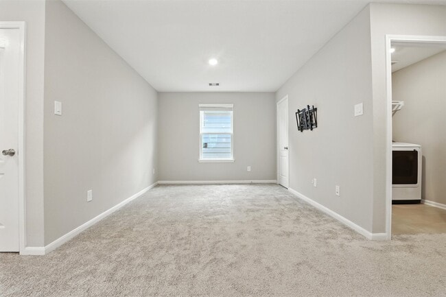 Building Photo - 8618 Cedar Plains Ln