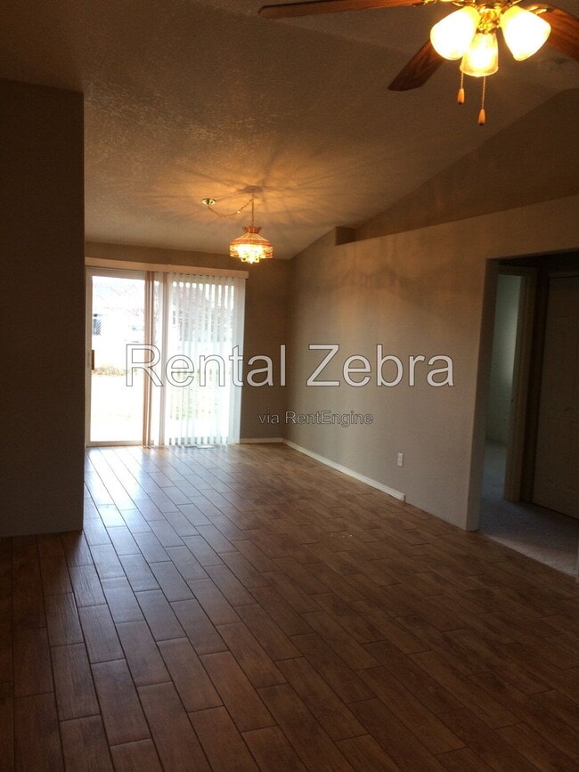 Building Photo - 2279 NE Cherry Loop