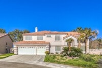 Building Photo - 3 Bed room Pool home in Desert Shores