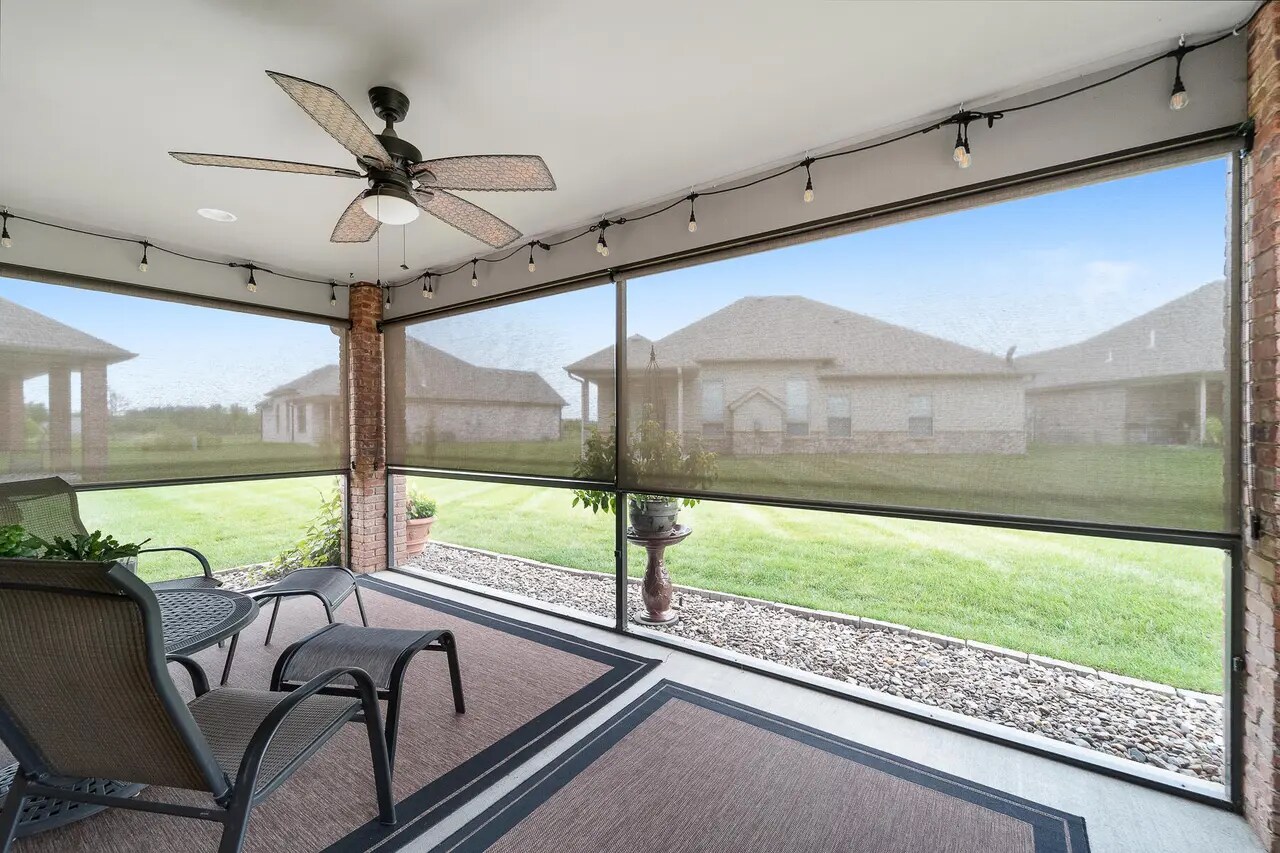 Building Photo - 1808 Trellis Ln