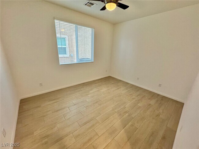 Building Photo - 9897 Angel Valley Dr