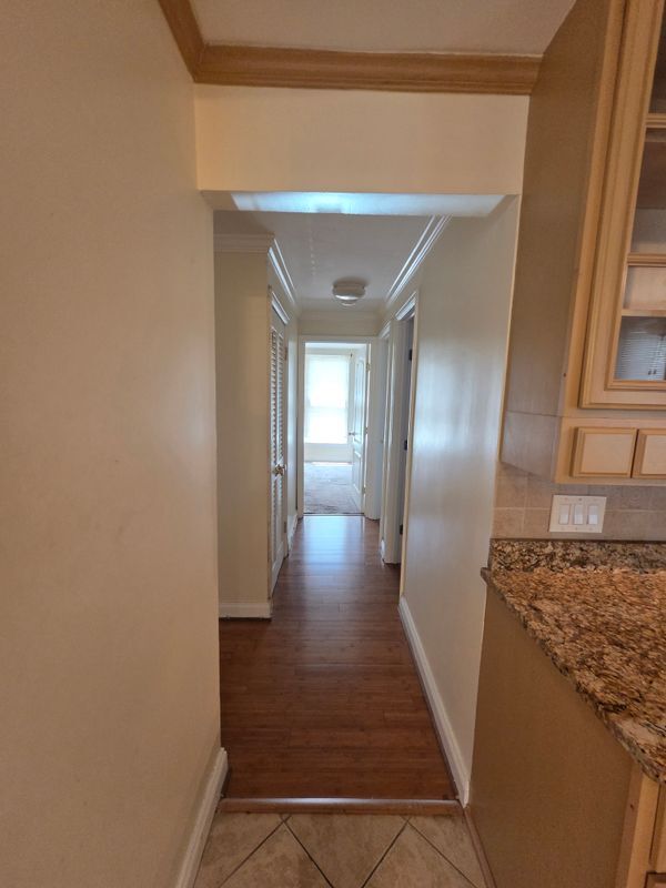 Building Photo - 3329 Huntley Sq Dr