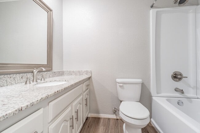 Building Photo - Beautiful 3 Bed 2 Bath Home for Rent in Fo...
