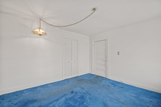 Building Photo - 391 Fairmount Ave