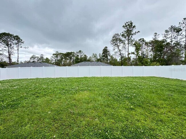 Building Photo - 6807 SW 153rd Pl Rd