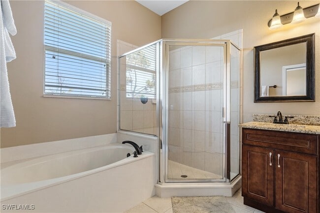 Building Photo - 16114 Via Solera Cir