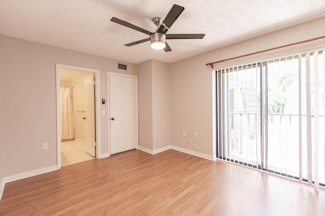 Building Photo - 7719 77th Way
