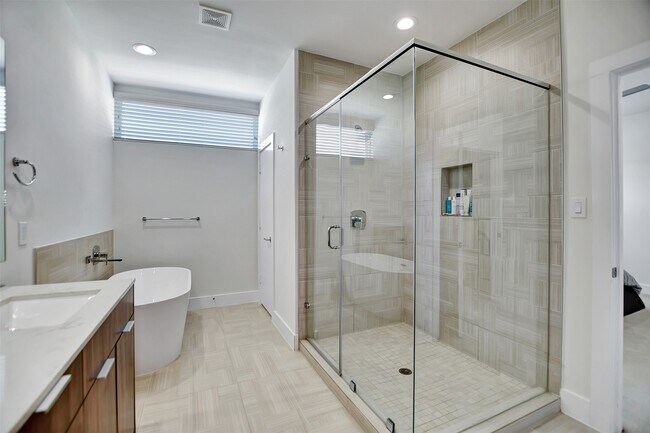 Building Photo - 5507 Robusto Pl