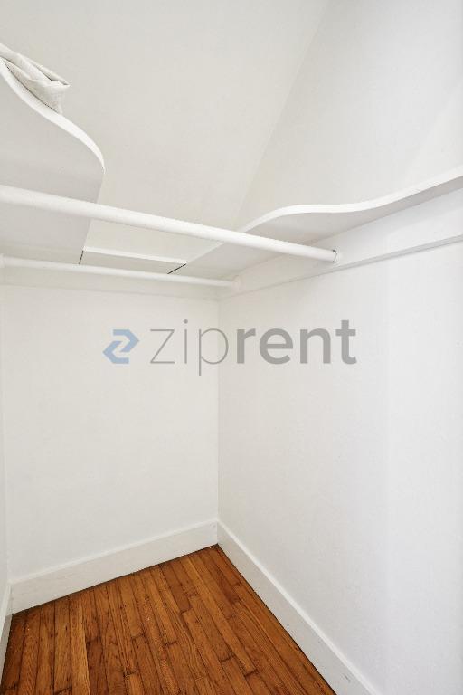 Building Photo - 1143 Anza St