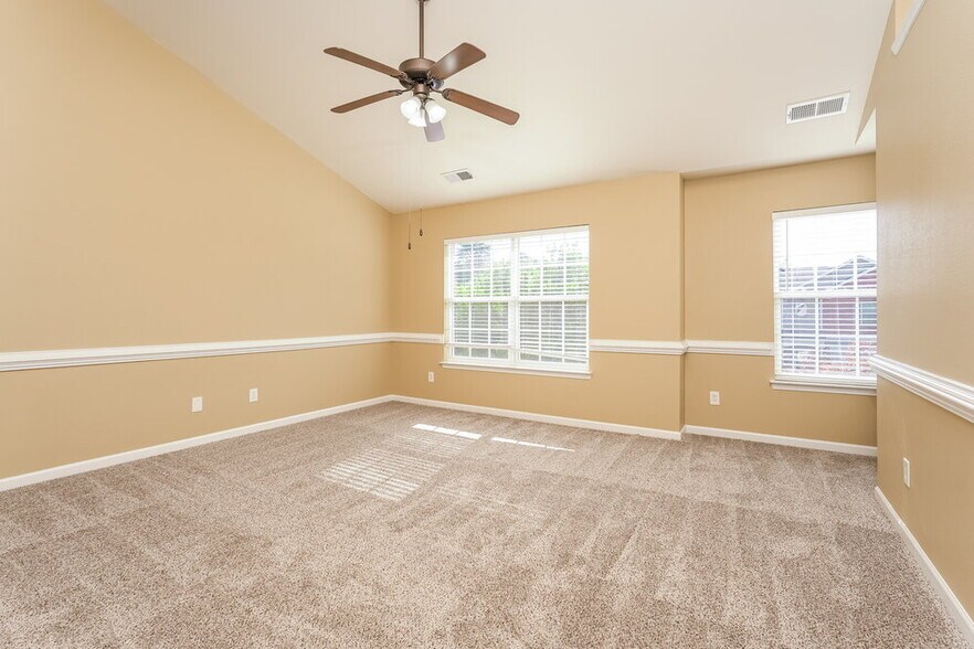 Building Photo - 4988 Old Towne Village Cir