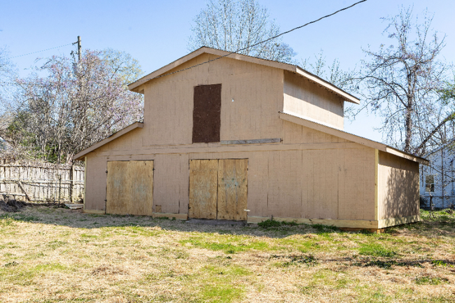 Building Photo - 2418 34th St
