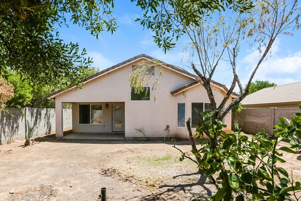 Building Photo - 5752 E Garnet Ave
