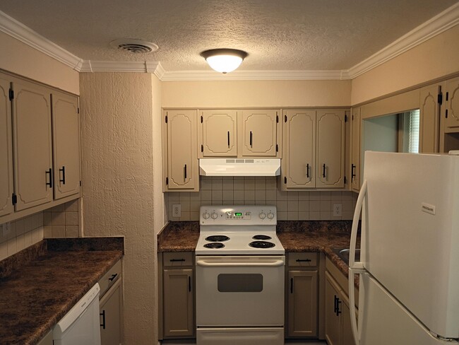 Building Photo - 3410 Arden Ct