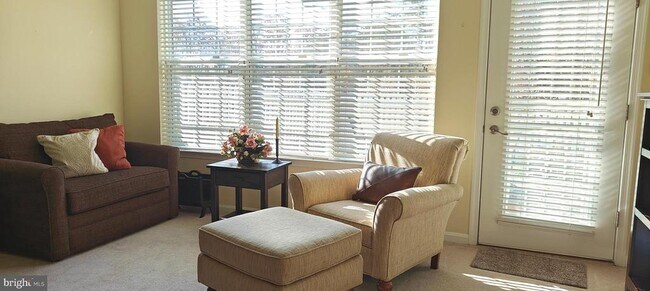 Building Photo - 10425 Starlight Pl