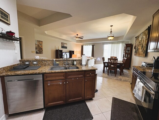 Building Photo - 16098 Via Solera Cir