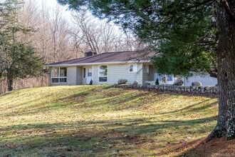 Building Photo - 58 On the Green