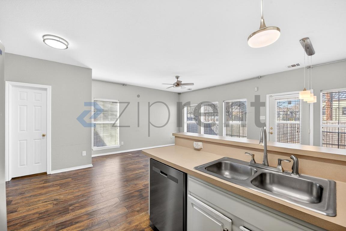 Building Photo - 8797 Holly St