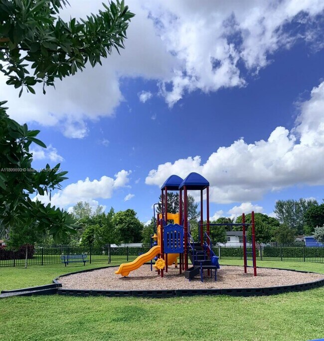 Building Photo - 12727 NW 23rd Pl