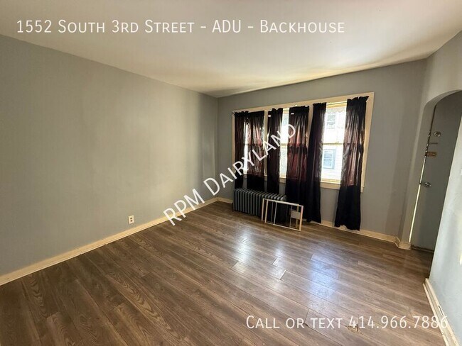 Building Photo - 1552 S 3rd St