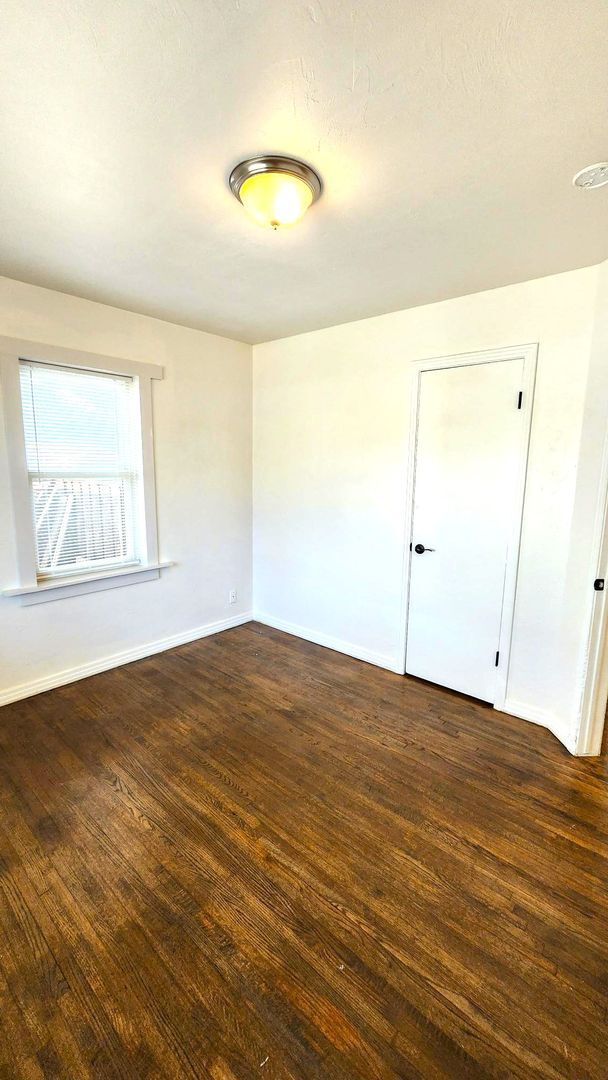 Building Photo - 3 BED 1 Bath Home Andys Sub Addition Bethany, OK