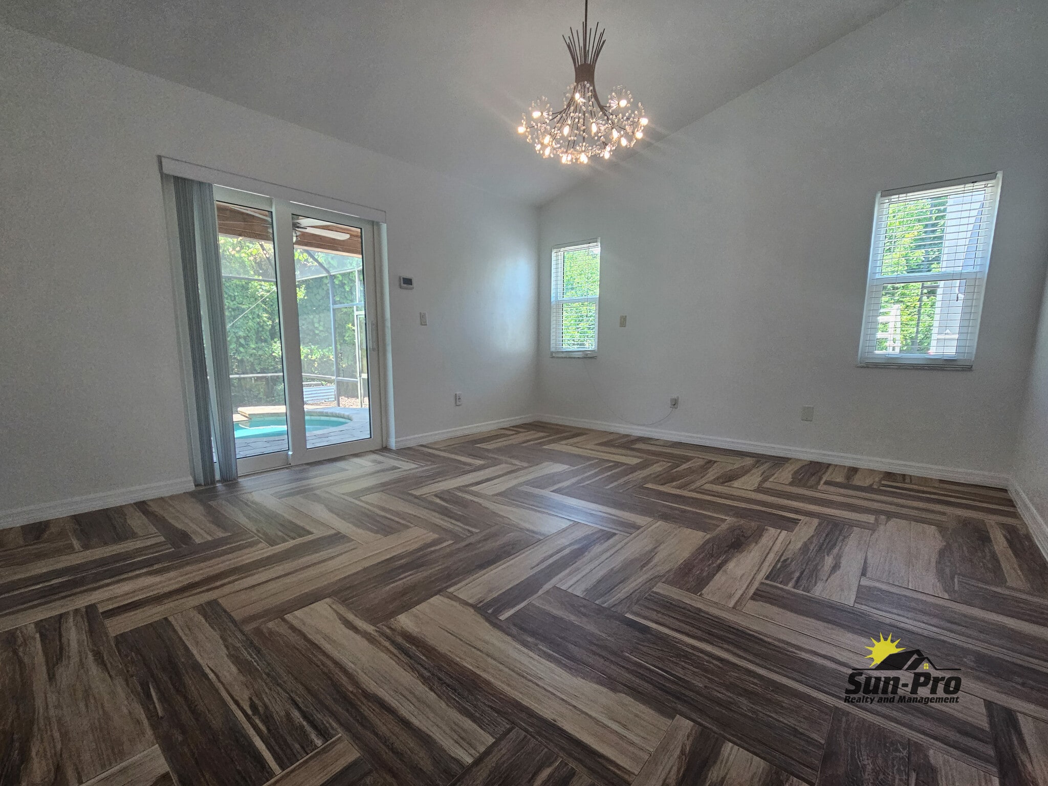Building Photo - 139 Riverwalk Ct