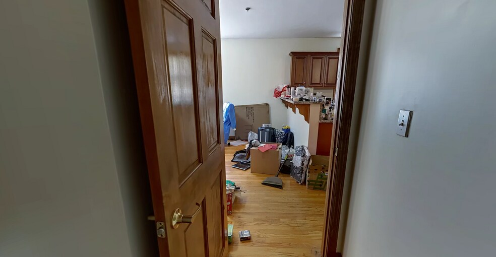 Building Photo - 112 Allston St