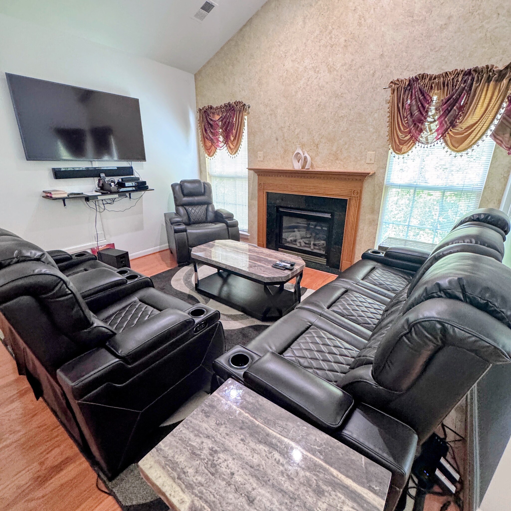 Building Photo - 15616 Everglade Ln