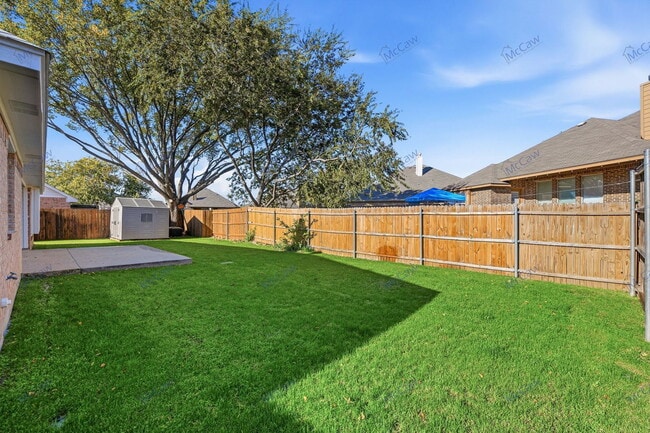 Building Photo - 309 Canterbury Dr