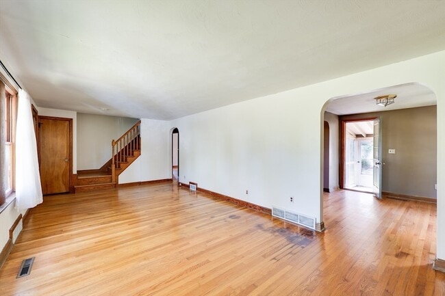 Building Photo - 69 Aldrich Dr