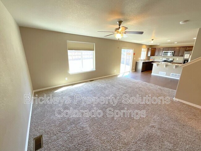Building Photo - 6523 Lamine Dr