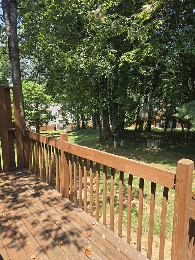 Building Photo - 2733 Crosswinds Dr
