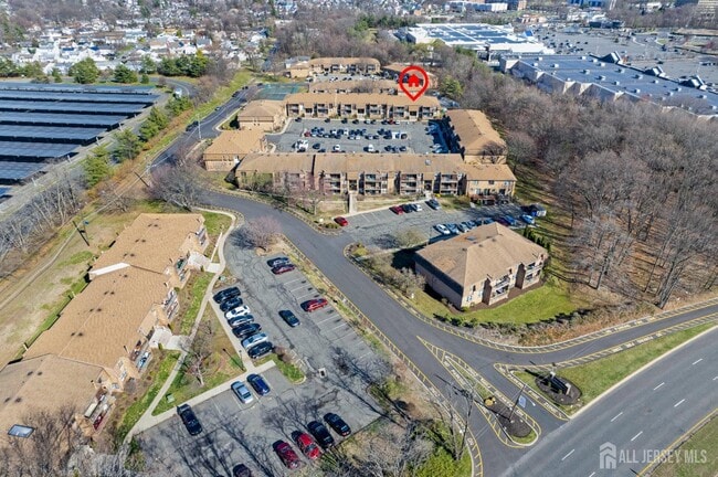 Building Photo - 529 Sharon Garden Ct
