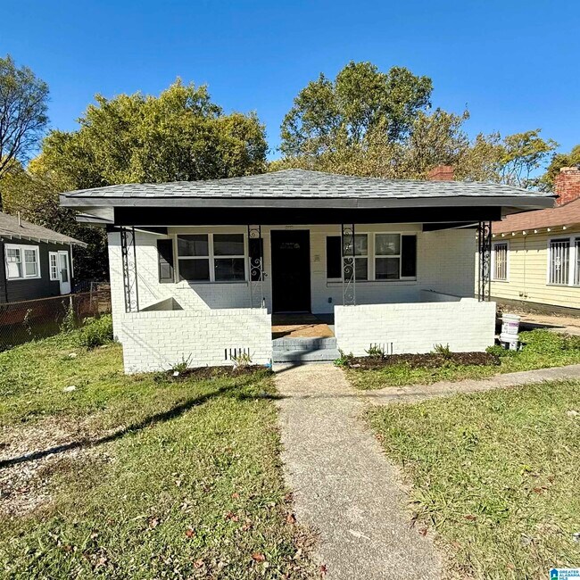 Primary Photo - 212 Bankhead Hwy W