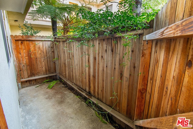 Building Photo - 2803 Arizona Ave