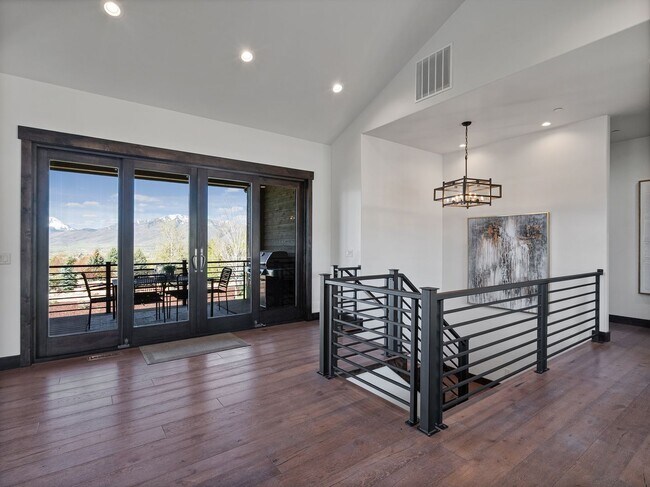Building Photo - 1075 N Oquirrh Mountain Dr