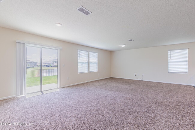 Building Photo - 3474 Cliffside Way