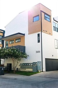 Building Photo - 3616 San Jacinto St