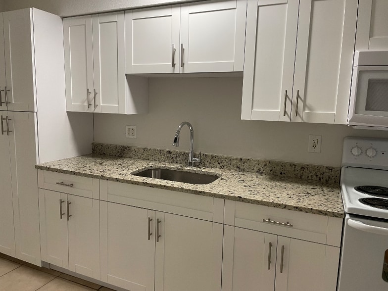 Building Photo - 1936 Wolford Rd