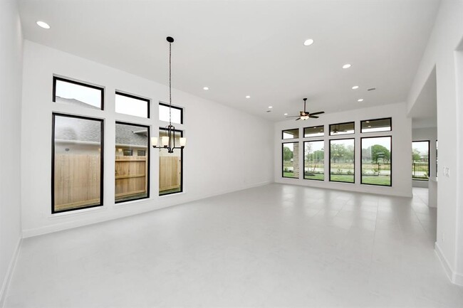 Building Photo - 8706 Incandesce Rise Dr