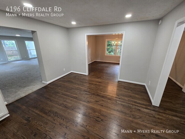 Building Photo - 4196 Cliffdale Rd