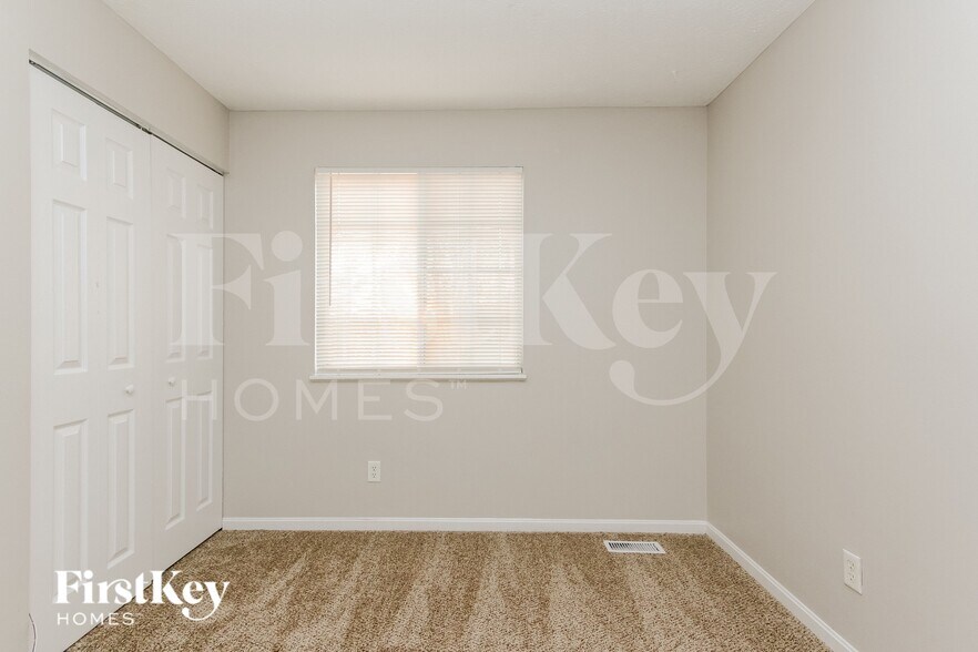 Building Photo - 5357 Traditions Dr